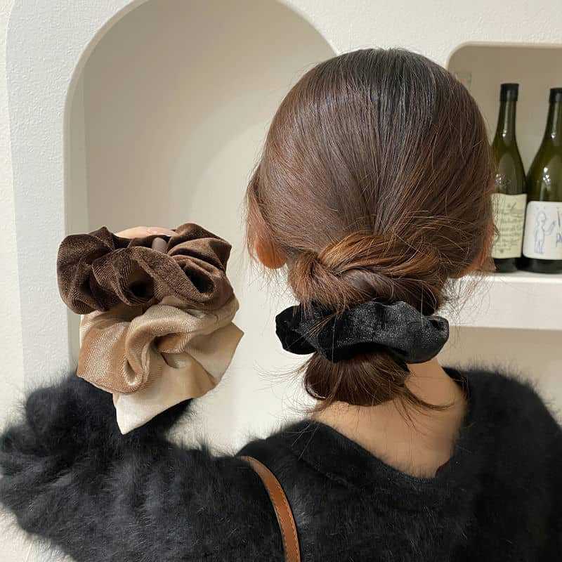 Velvet Large Hair Band for Autumn Winter Retro Style - Elastic Head Accessory