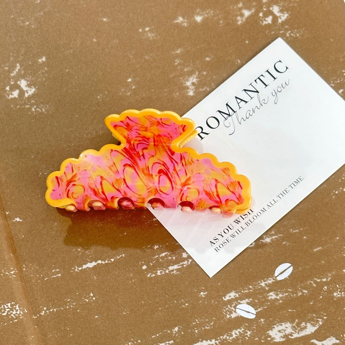 Acrylic Claw Clip with Spotted Pattern – Handmade Hair Accessory