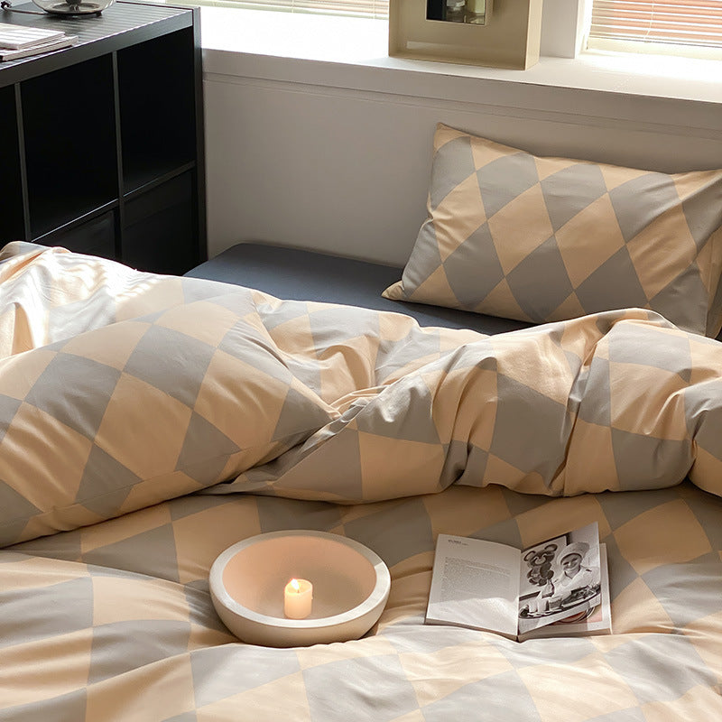 Four-Piece Quilt Cover Set Bed Sheets Bedding - Multiple Styles & Sizes