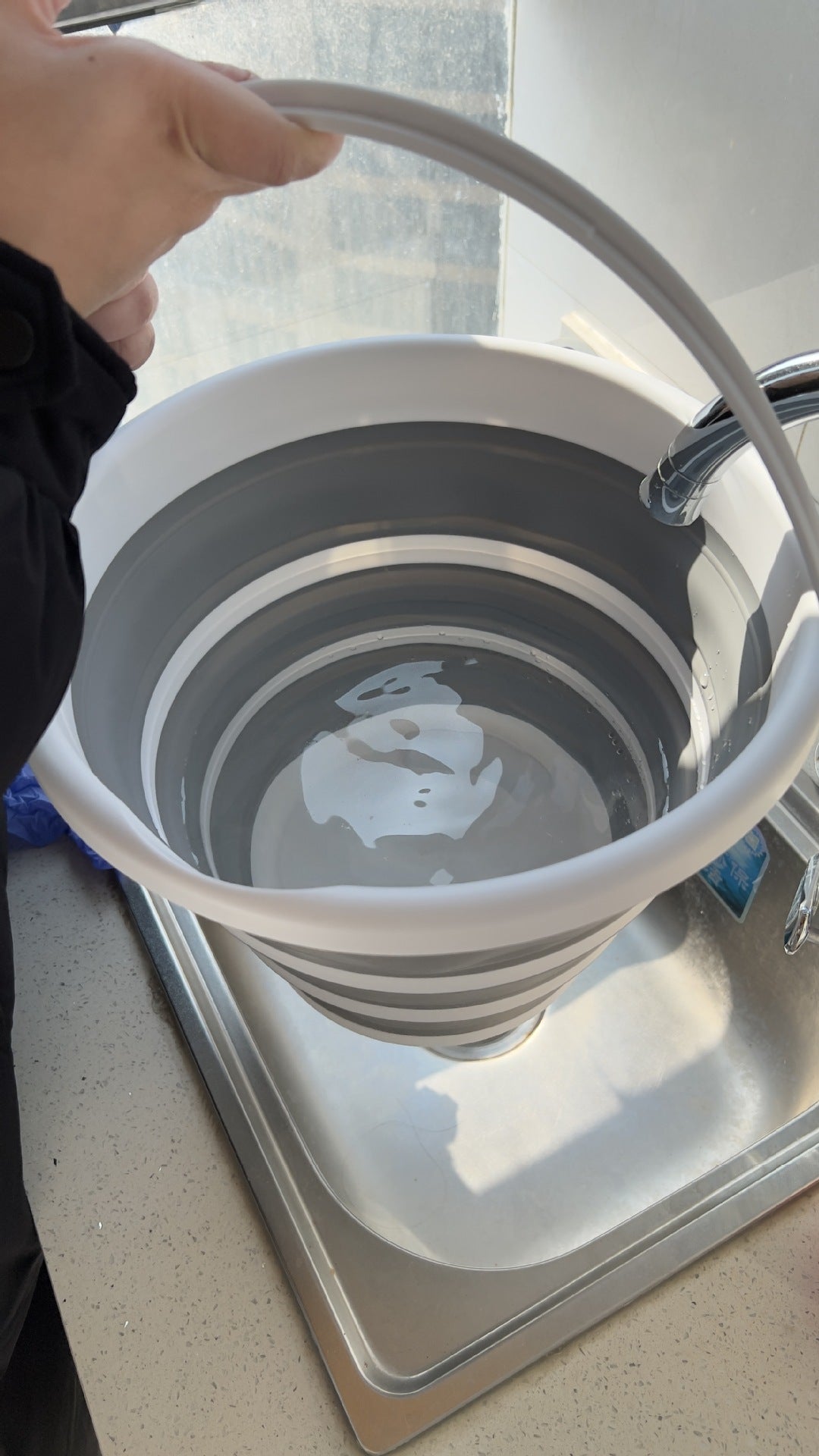 10L Plastic Folding Bucket for Household, Garden & Fishing Use