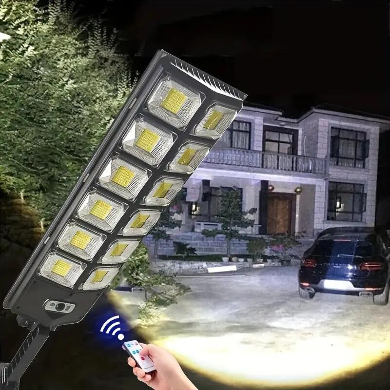 Solar Street Light 360 LED Ultra-Bright Outdoor Garden Lighting - Daylight Mode