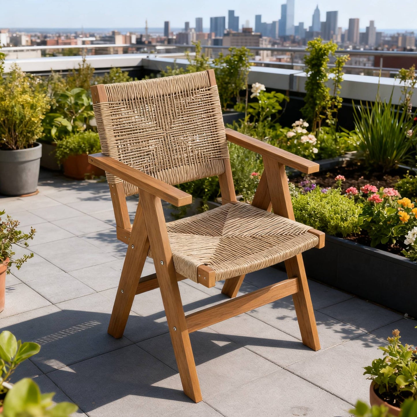 HIPS Sturdy Outdoor Dining Chair Ideal For Deck Dinner Parties &