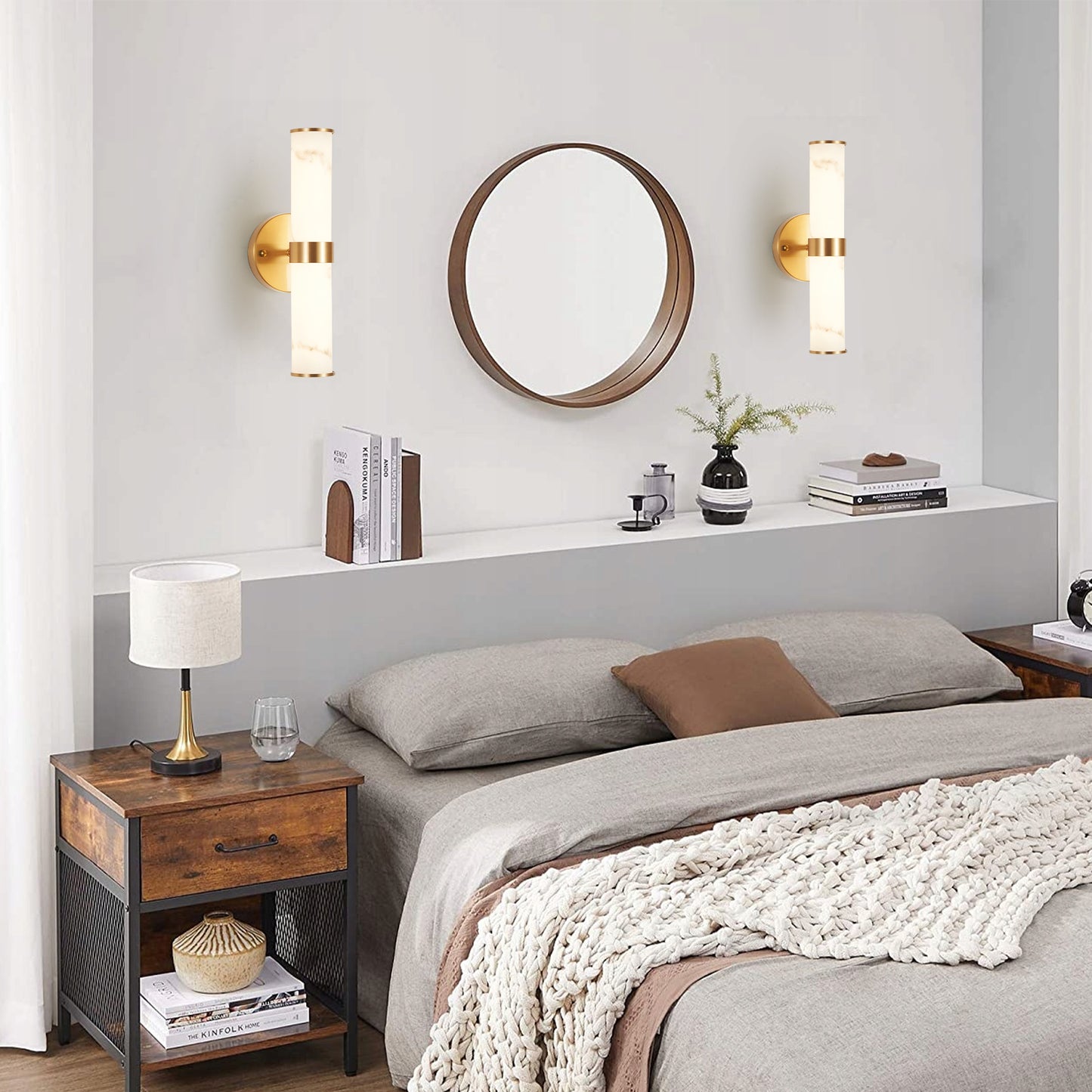 Gold Resin Wall Sconce Set of 2 Modern Vertical Indoor Lighting Fixture