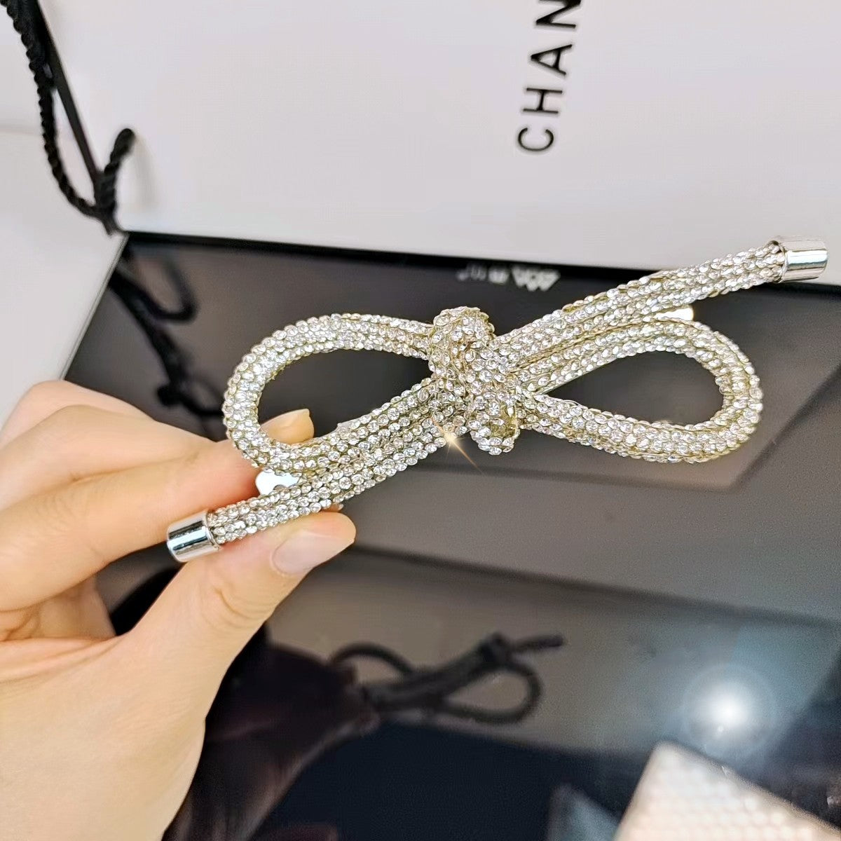 Elegant Rhinestone Bow Hair Clip - Luxury Hair Accessory for Women