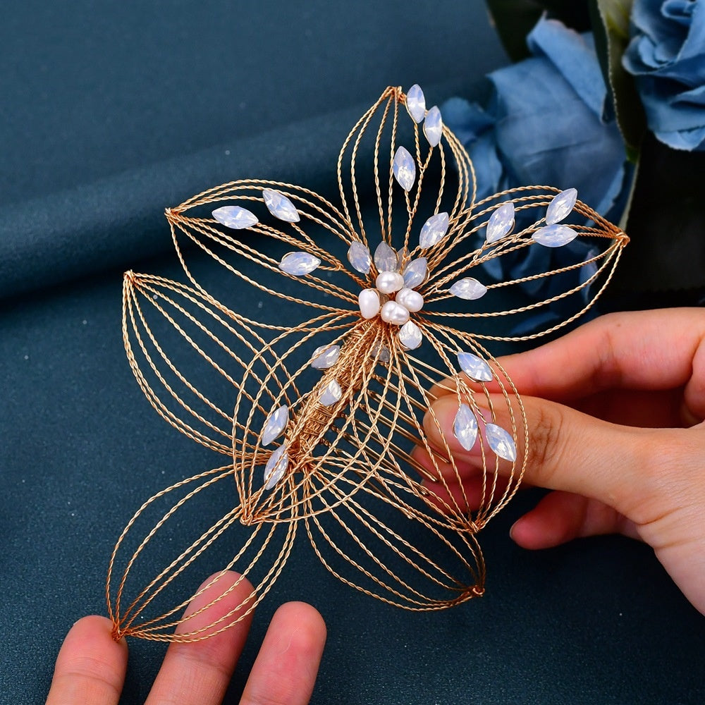 Bridal Headdress Hair Comb with Hollow Leaf Design