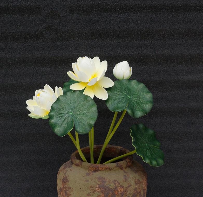 Artificial Lotus Water Lily Flower Decor - Small Silk Flower for Garden & Home