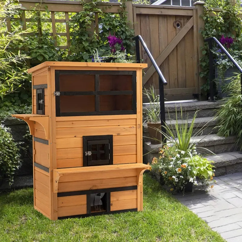 Outdoor Cat House with 5 Escape Doors Weatherproof Wooden Shelter - Yellow & Black