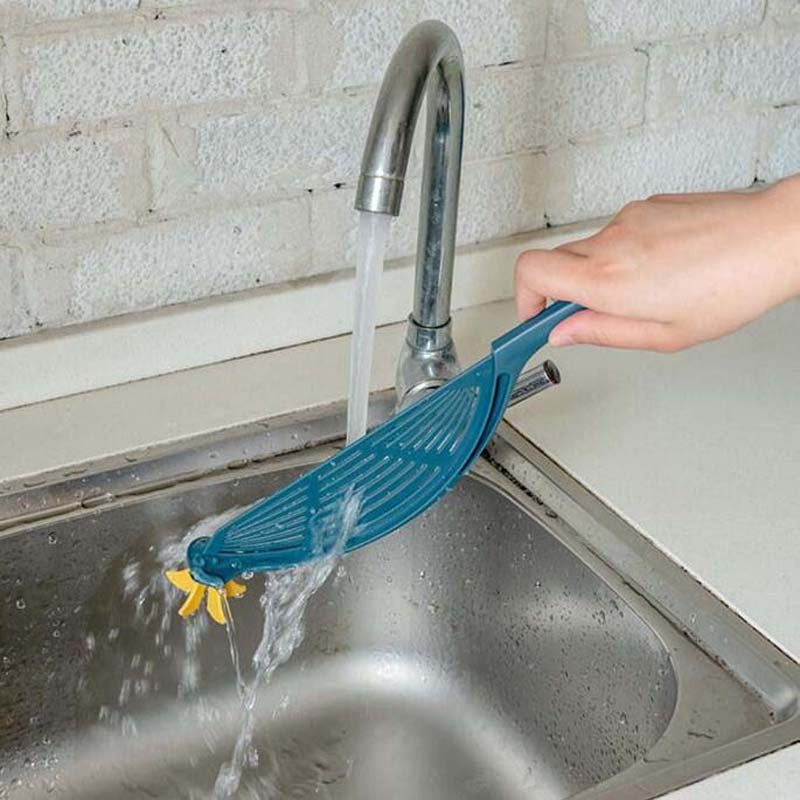 Multifunctional Kitchen Colander with Hanging Design for Fruits Rice & Noodles