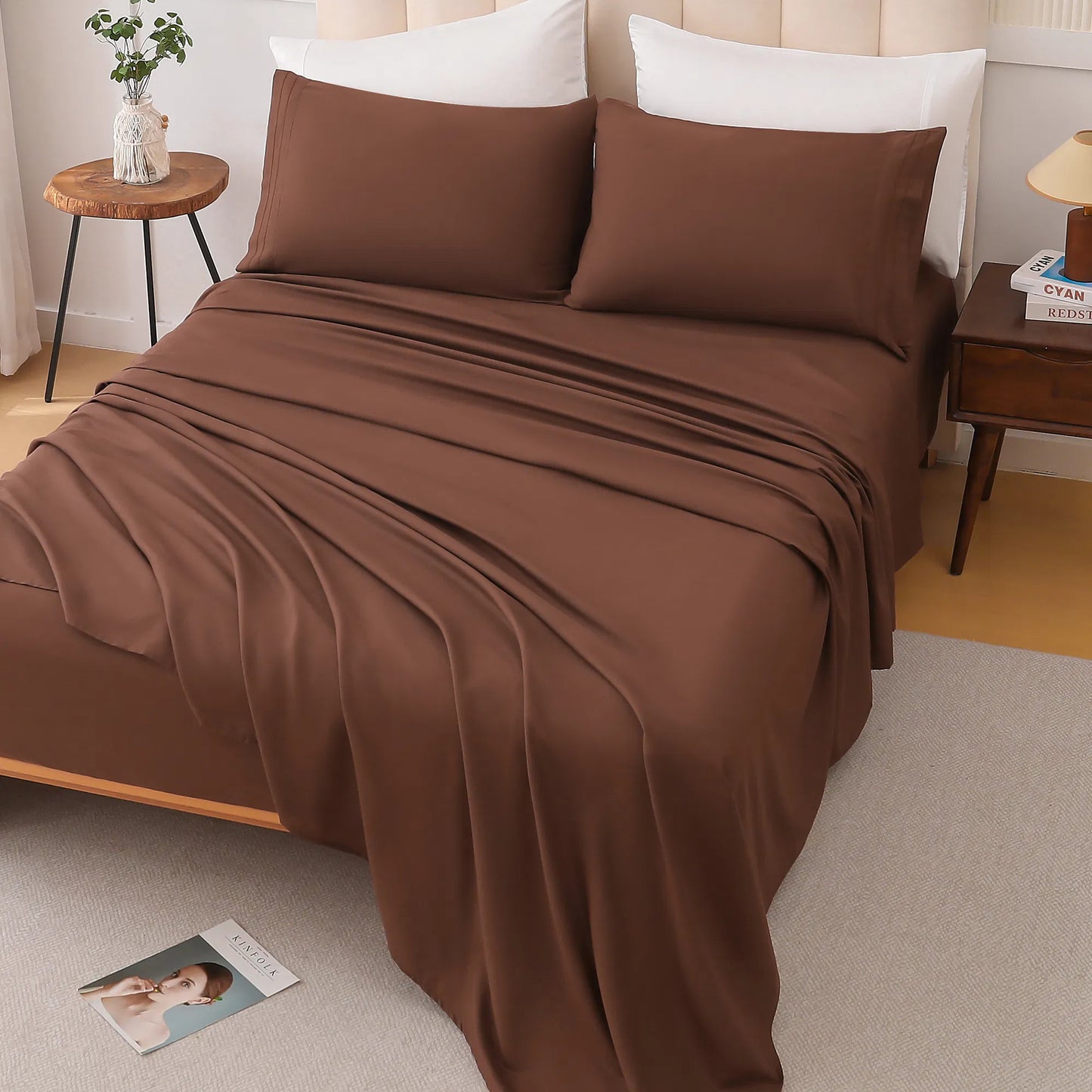 Four-Piece Bedding Set - Cloud-Like Comfort, Wine Red