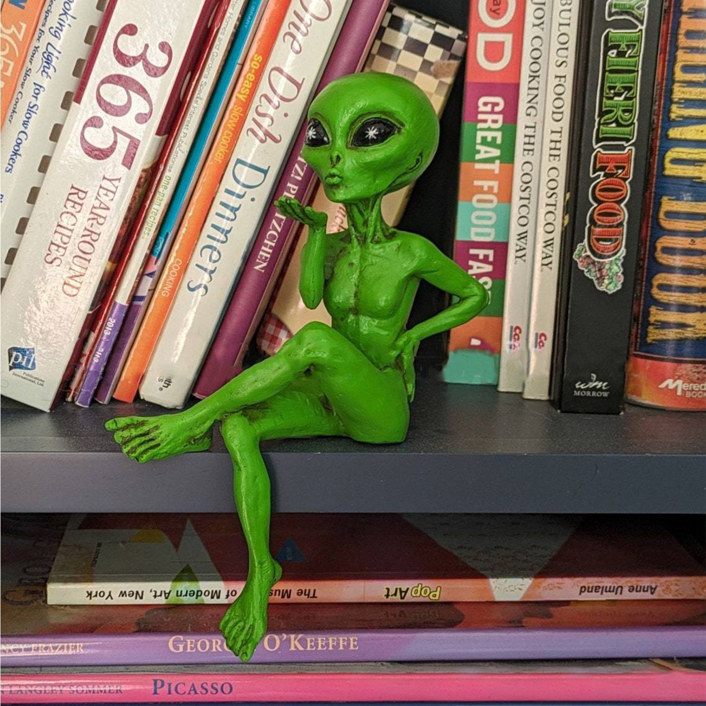 Resin Alien Statue Ornament Decoration for Home & Garden