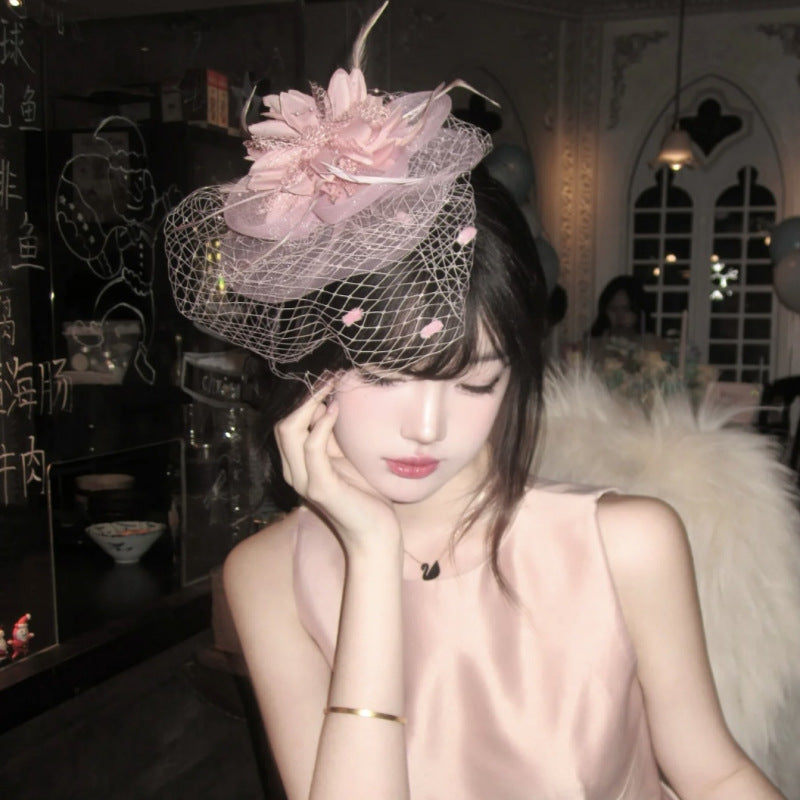 Retro Feather Headpiece Flower for Social Gatherings and Costumes