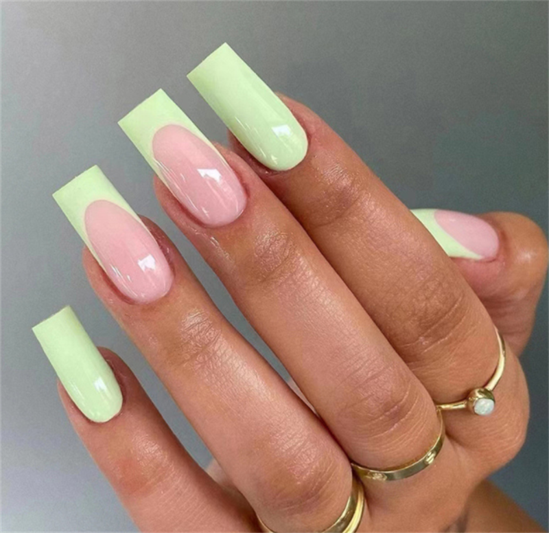 Medium & Long Ladies Manicure Patches with Nail Decorations and Glue Set