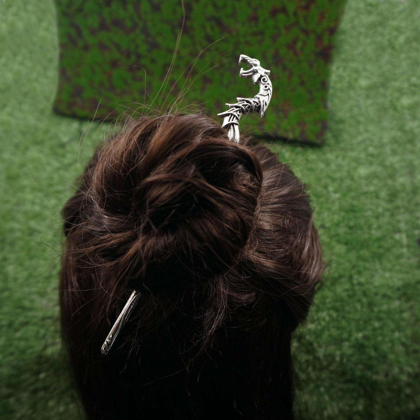 Chinese Style Dragon-Shaped Tassel Hairpin for Elegant Hairstyles
