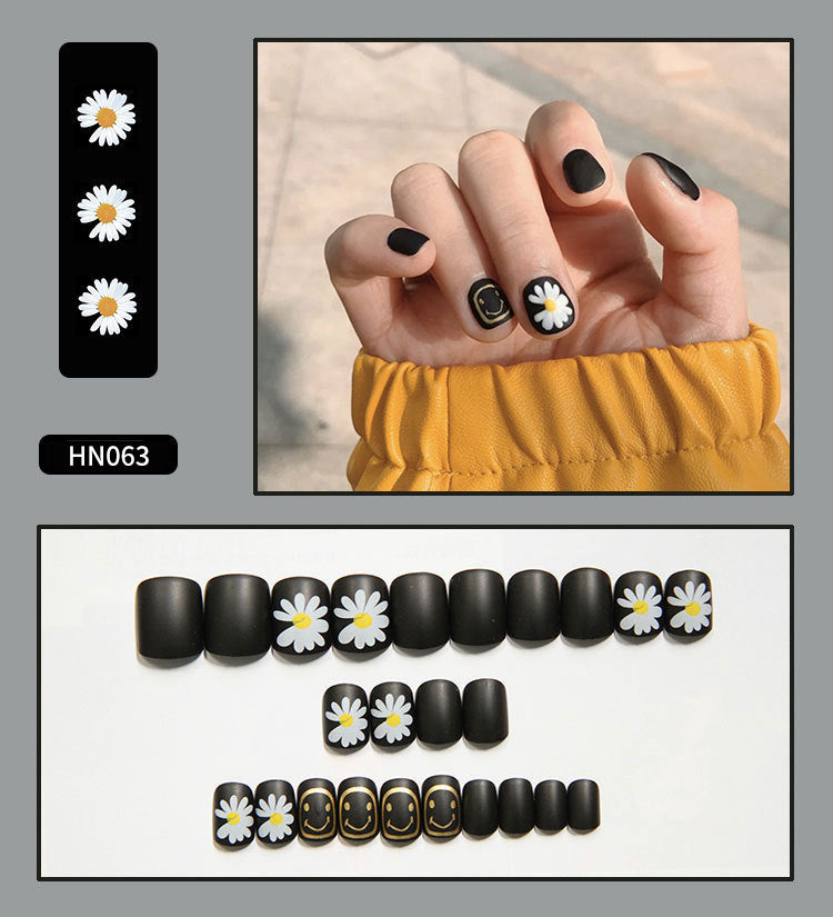 Fake Nail Art Patches - Wearable Nail Decorations for DIY Manicure