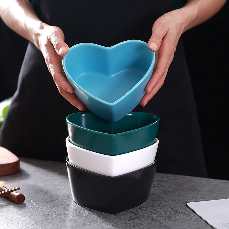 Heart-Shaped Porcelain Salad Bowl - Irregular Design, 6 Inches, Multiple Colors