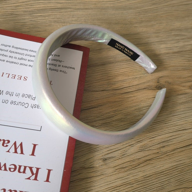 Wide-Brimmed Headband - Dark Color