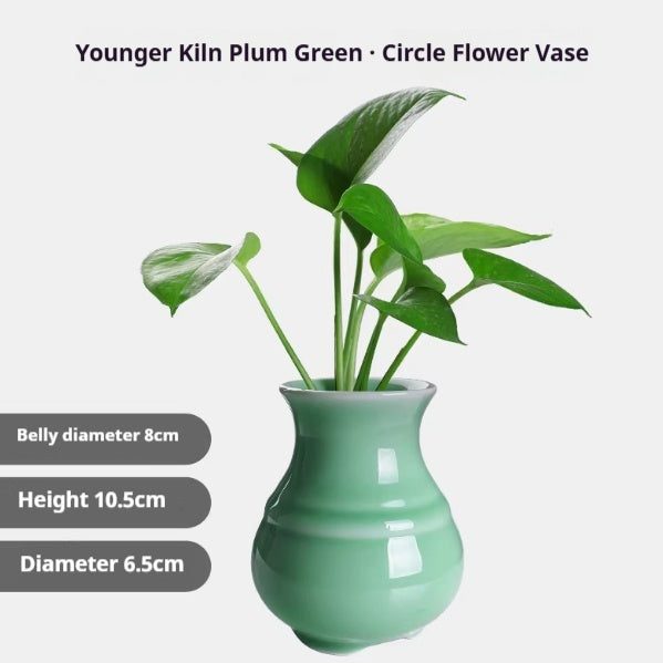 Minimalist Ceramic Flower Vase - Small Home Decor Ornament