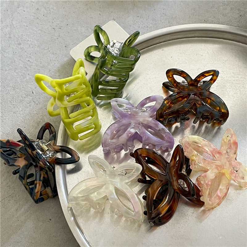 Retro Butterfly Hair Clip - Small Decorative Hair Accessory