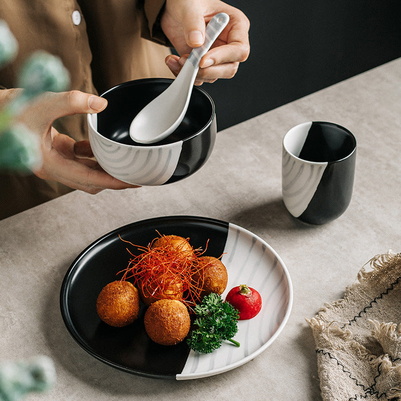 Ceramic Dinnerware Set with Bowls Cups & Spoons - Black & White