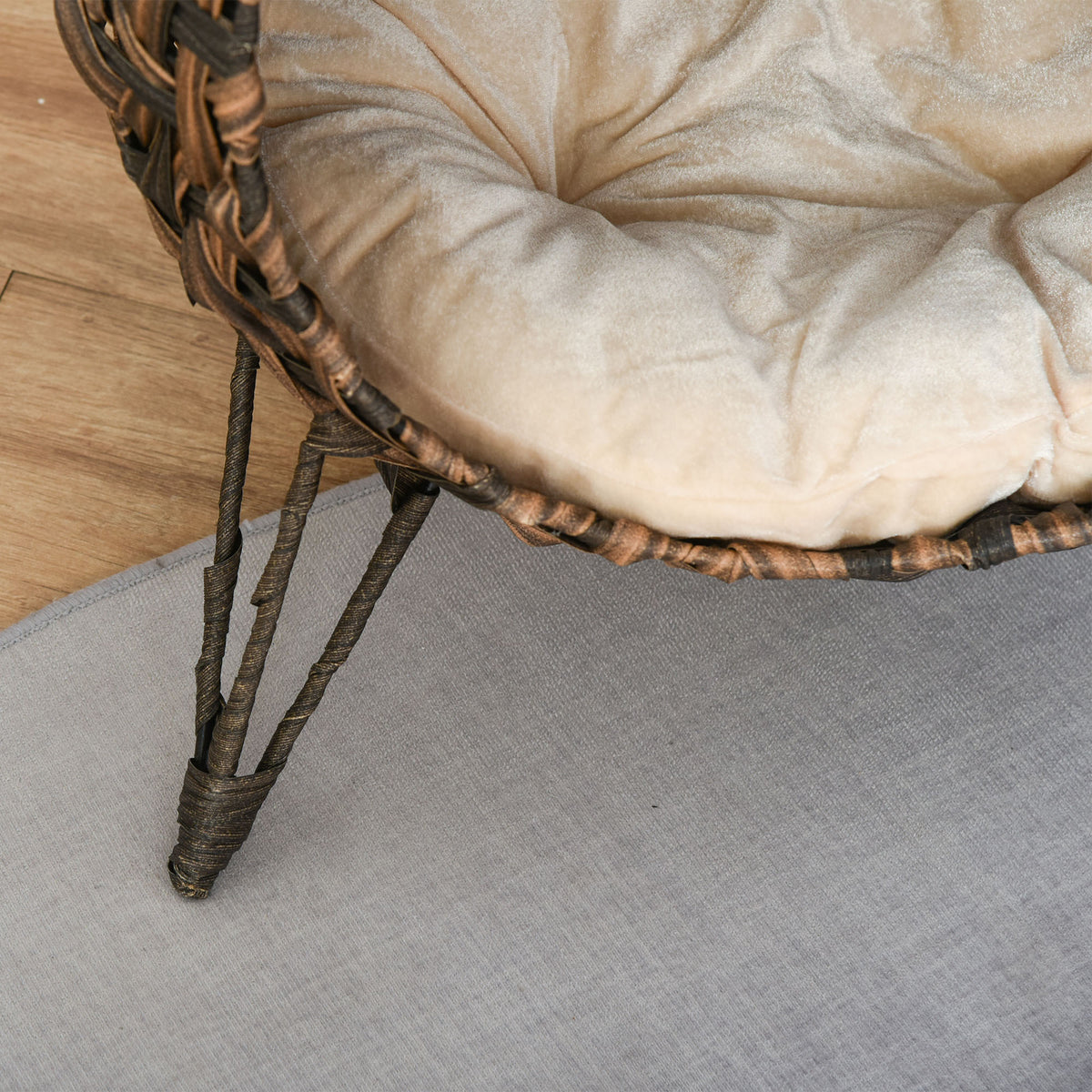 20.5-Inch Weaved Cat Bed with Cushion - Elevated Handwoven Banana Leaf Condo in Brown