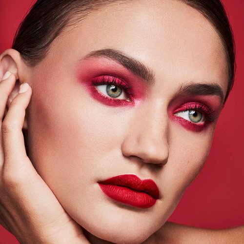 Nouba Staminal Foundation Fondotinta Number 109, Long Lasting Coverage Luminous Makeup Light Texture Nude Skin Effect - For All Skin Types - Blends Perfectly Beige 30 ml