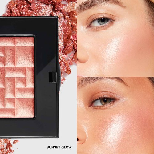 Bobbi Brown Highlighting Powder | Pearl-Infused Highlighter Makeup For Luminous Cheeks & Eyes | Gel-Powder Hybrid, 0.28 Ounce, Sunset Glow