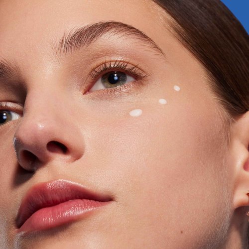 Biotherm Life Plankton Eye Cream. Anti-aging Cream For Younger Looking Eyes. Enriched With Regerating Biotech Plankton Probiotic Fraction For Improved Skin Metabolism And Rejuvenation. 0.5 Fl. Oz