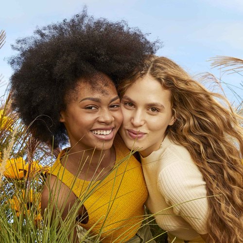VERB Curl Shampoo + Conditioner Duo, 32 fl oz - Cleanse and Smooth - Frizz Control + Definition- Vegan, No Parabens or Harmful Sulfates