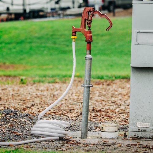 Camco TastePURE 50-Ft Water Hose - RV Drinking Water Hose Contains No Lead, No BPA & No Phthalate - Features Reinforced Design & Crafted of PVC - 1/2” Inside Diameter, Made in the USA (22753)