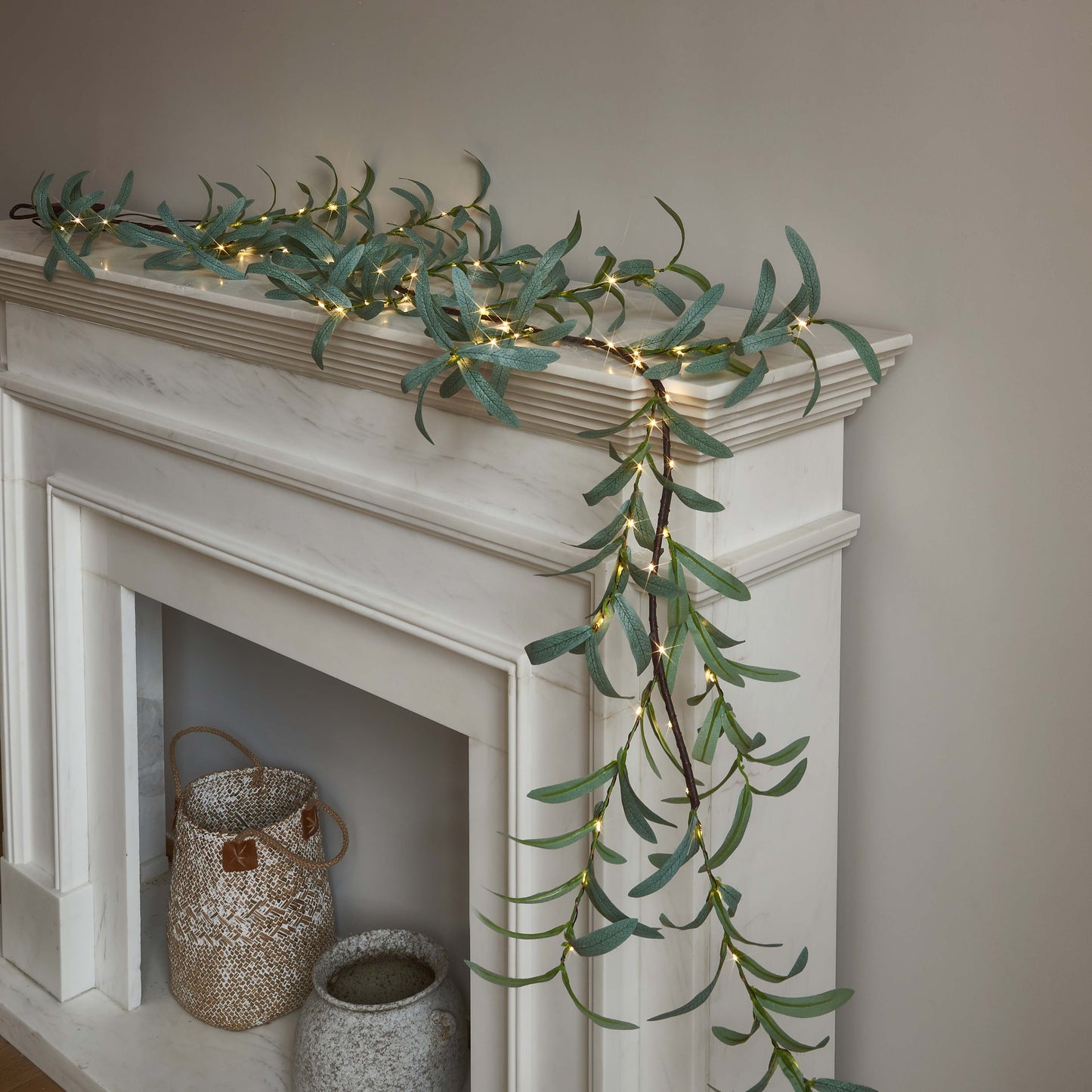 Illuminated Olive Wreath - 72 Inch Ambient Light with 96 LEDs