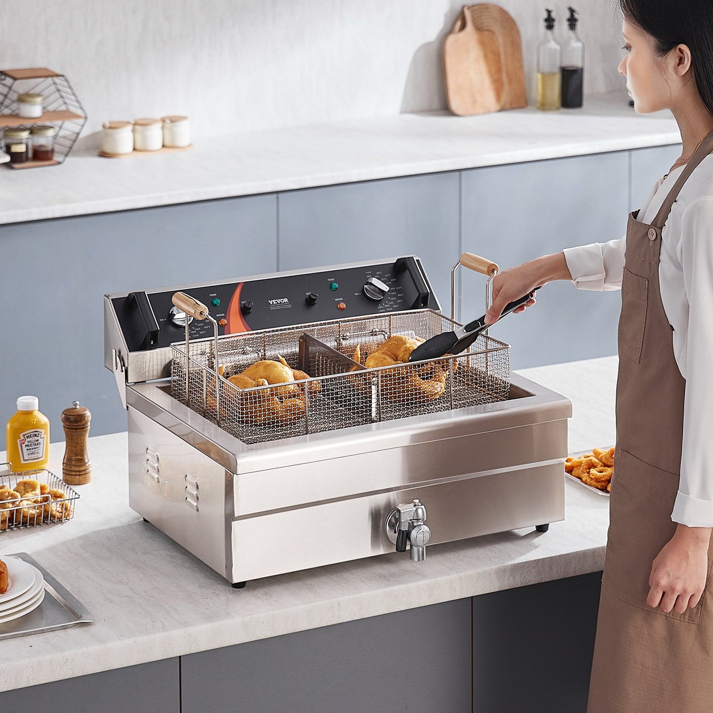 Commercial Electric Deep Fryer 3000W 30.6Qt / 29L Large Capacity Kitchen Appliance - Silver