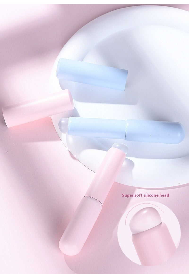 Portable Silicone Lip Brush with Lid - Travel Makeup Tool for Lips