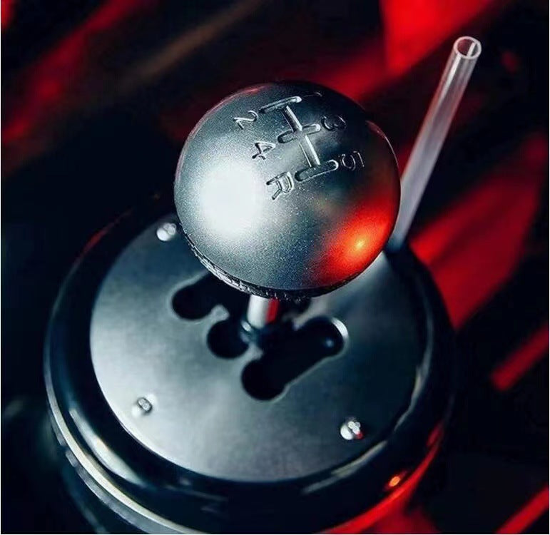 Black 601-700ml Rotating Cup with Suction Tube - Eco-Friendly Drinkware