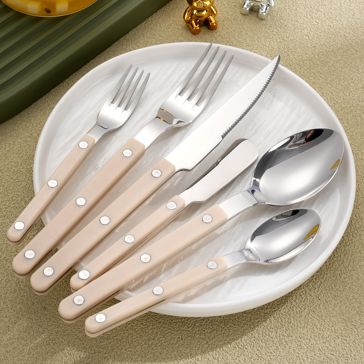 Stainless Steel Cutlery Set 4 Pieces Fork Knife Spoon Flatware Dinnerware
