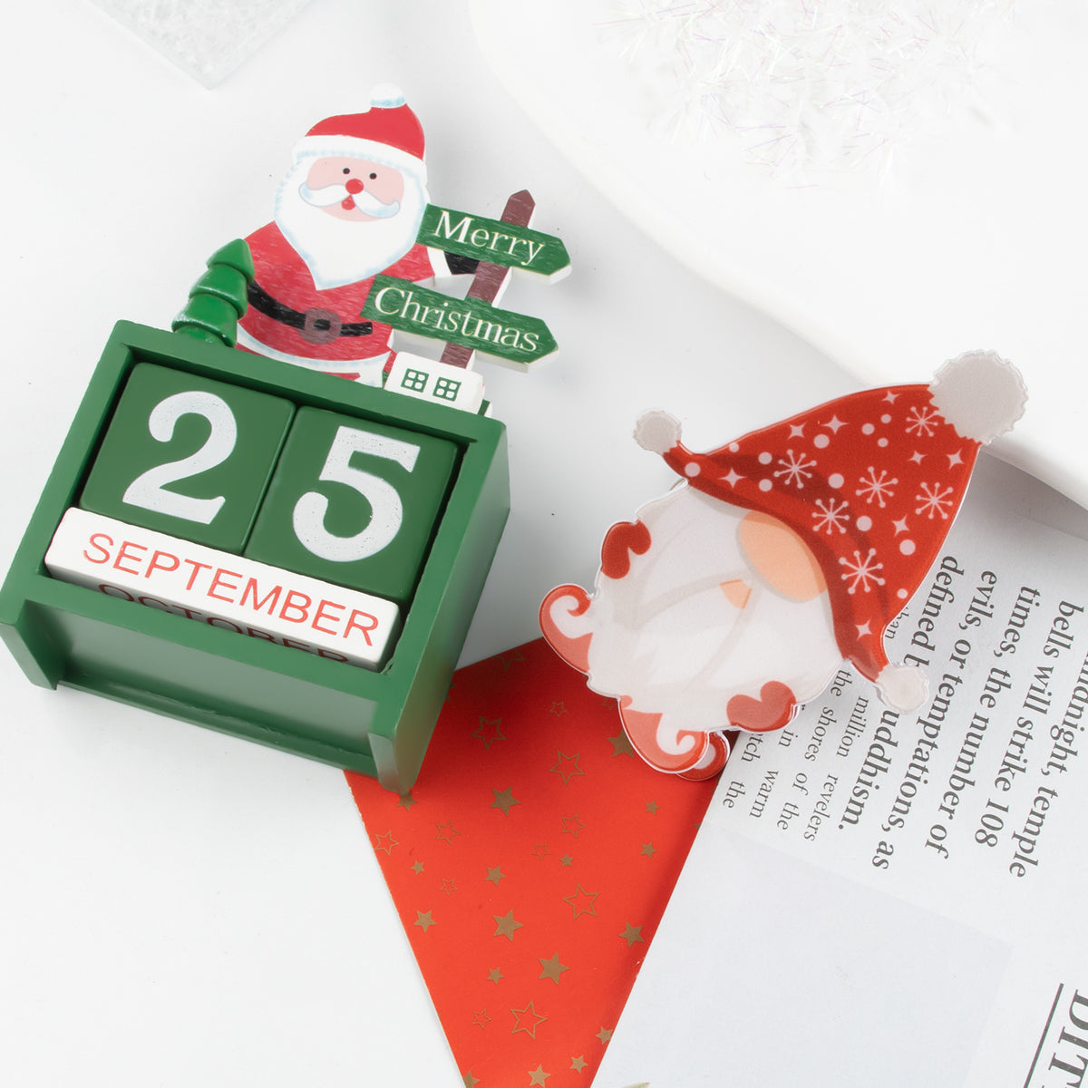 Santa Themed Hair Clips - Women's Festive Styles