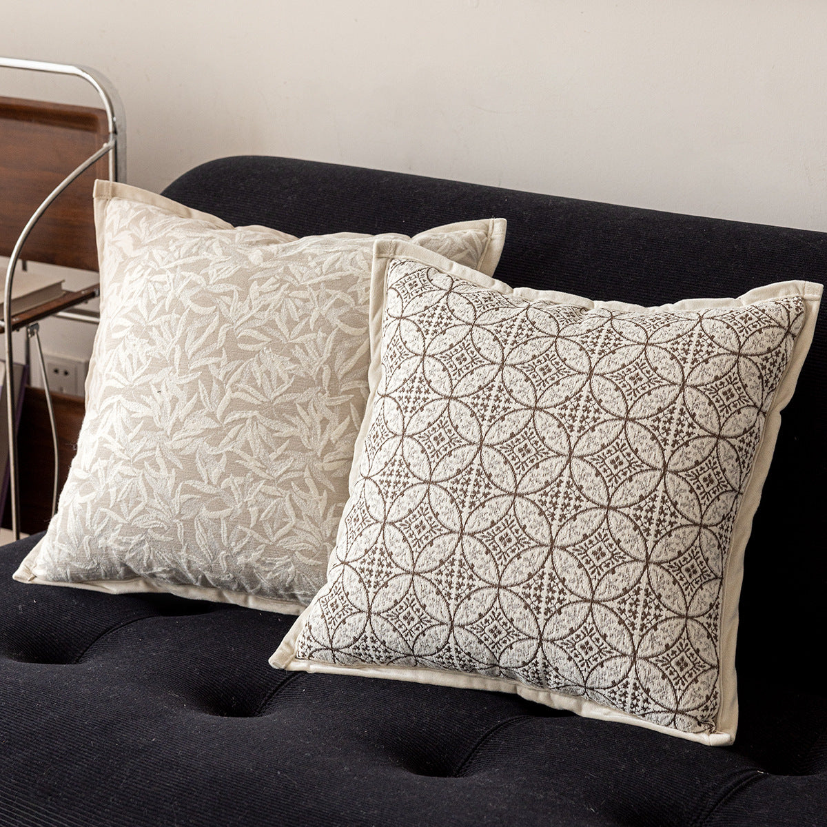 French-Style Sofa Cushion Cover Geometric Floral Design 45x45cm
