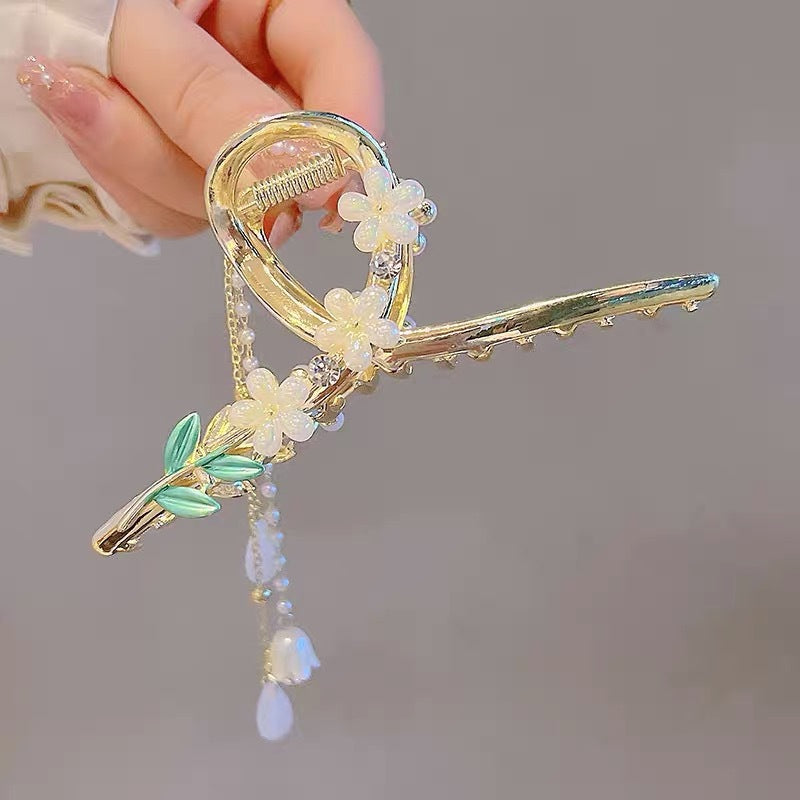 Antique Metal Hair Clip with Tassel & Pearl Detail