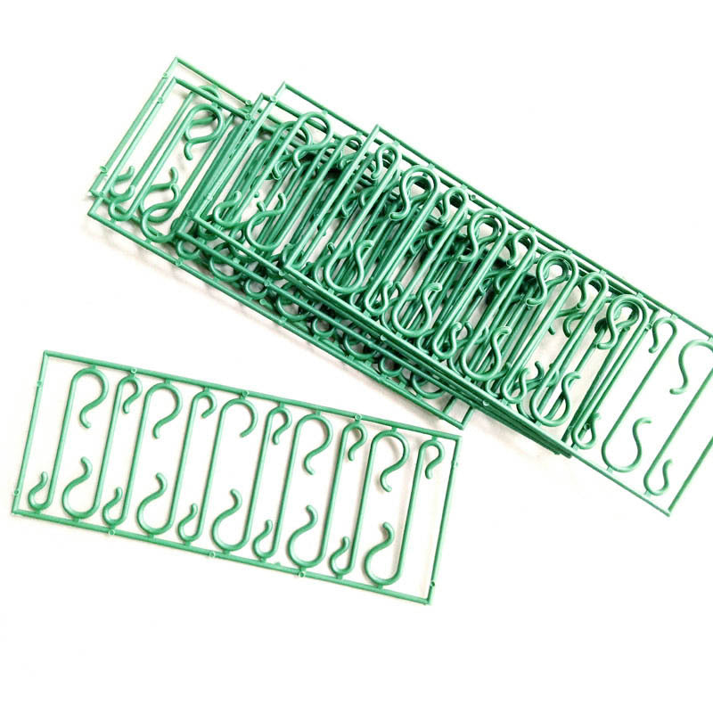 Christmas Tree Hook Set for Decorations, Plastic, Multiple Quantities
