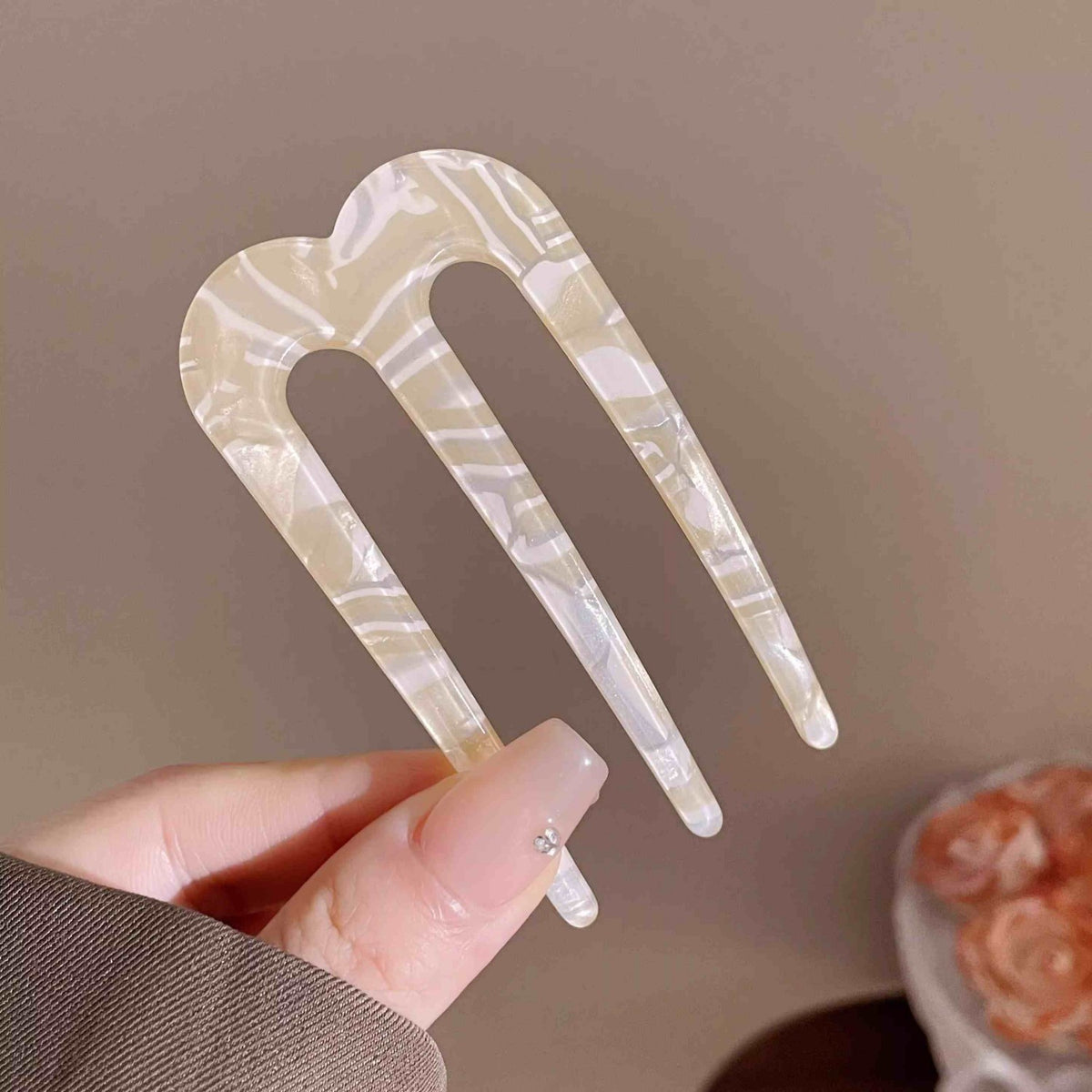 Retro Three-Tooth U-Shaped Hairpin for Women