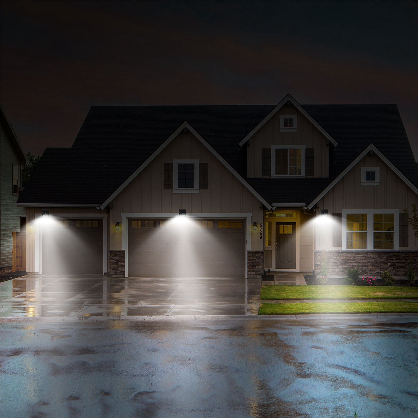 Outdoor Solar Motion Sensor Light with 20 LEDs Waterproof IP65 Garden Pathway