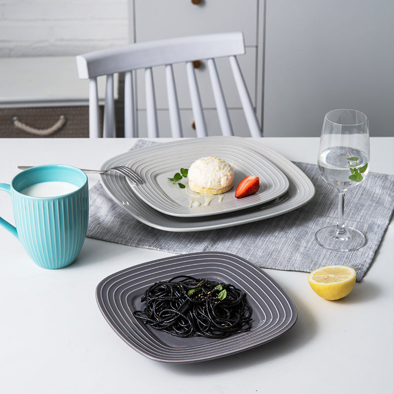 11-Inch Dark Gray Porcelain Dinner Plate - Round Kitchen Tableware
