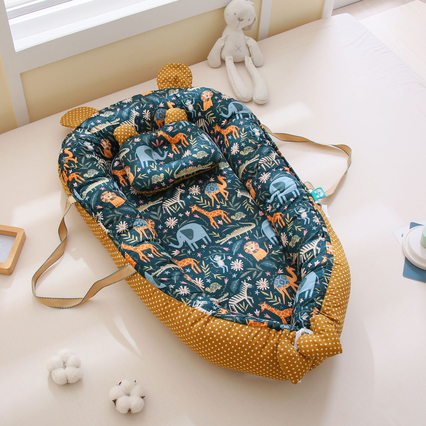 Portable Baby Crib Carry Bag - Foldable Travel Storage for Nursery