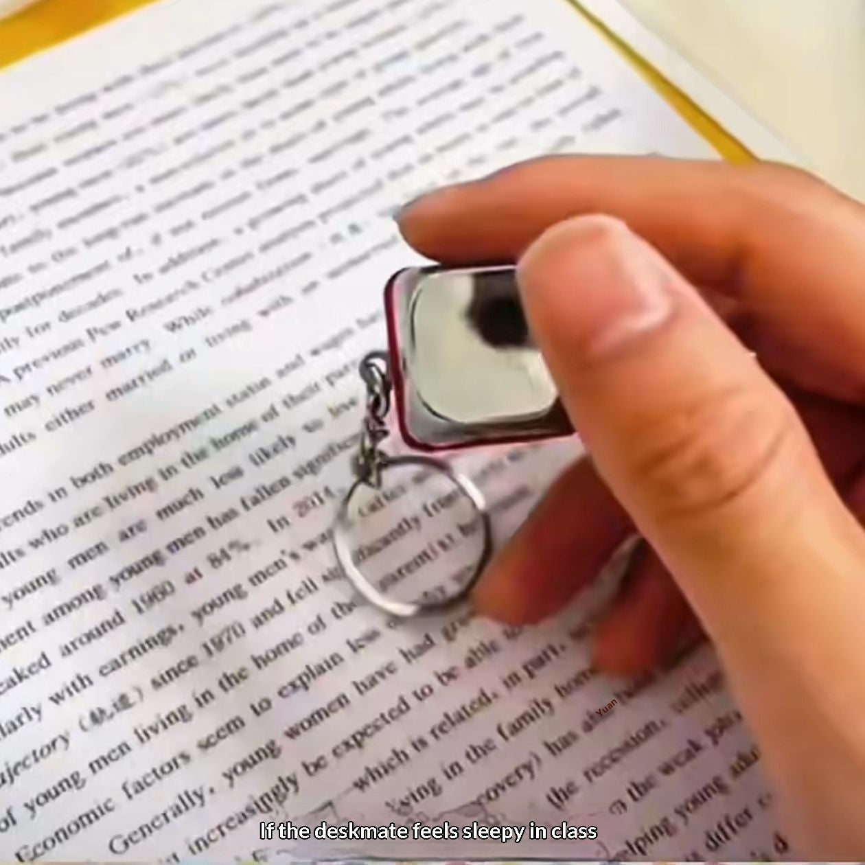 Electric Shock Prank Button Toy - Stress Relief Gadgets for All Ages