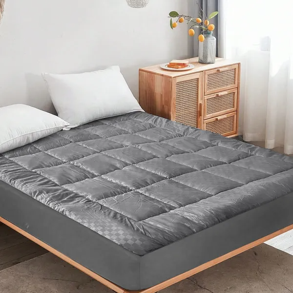 Solid Color Embossed Mattress Bedspread - Black, Full Size