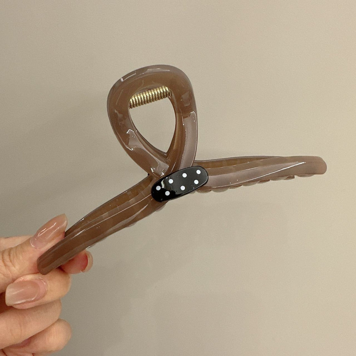 Large Female Hairpin with Cross Design - Black Paster