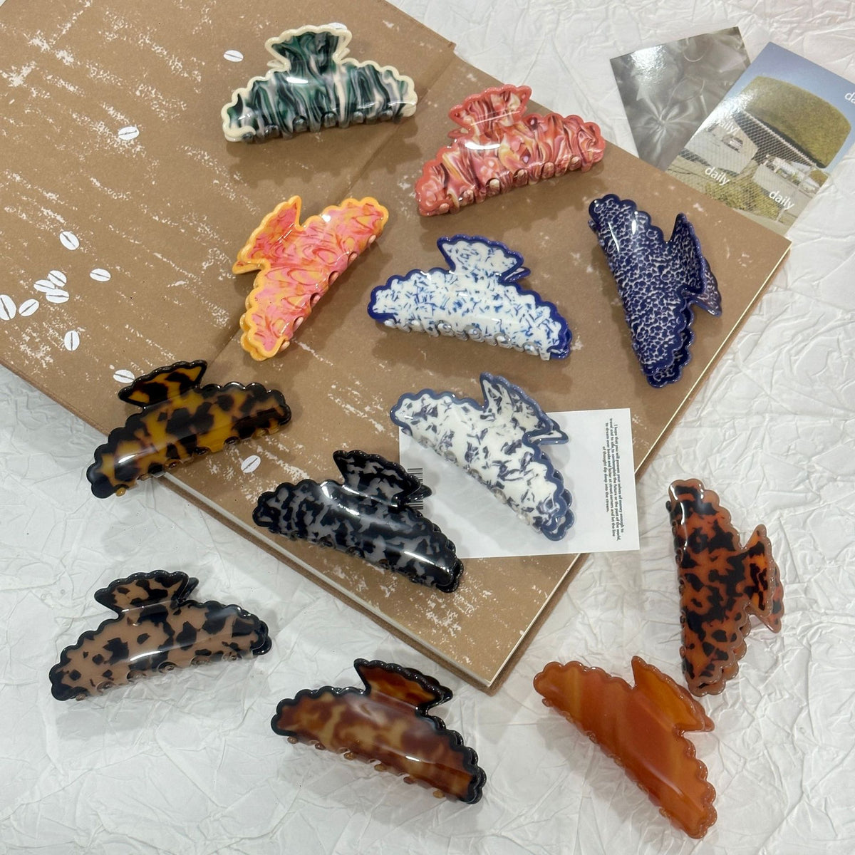 Acrylic Claw Clip with Spotted Pattern – Handmade Hair Accessory