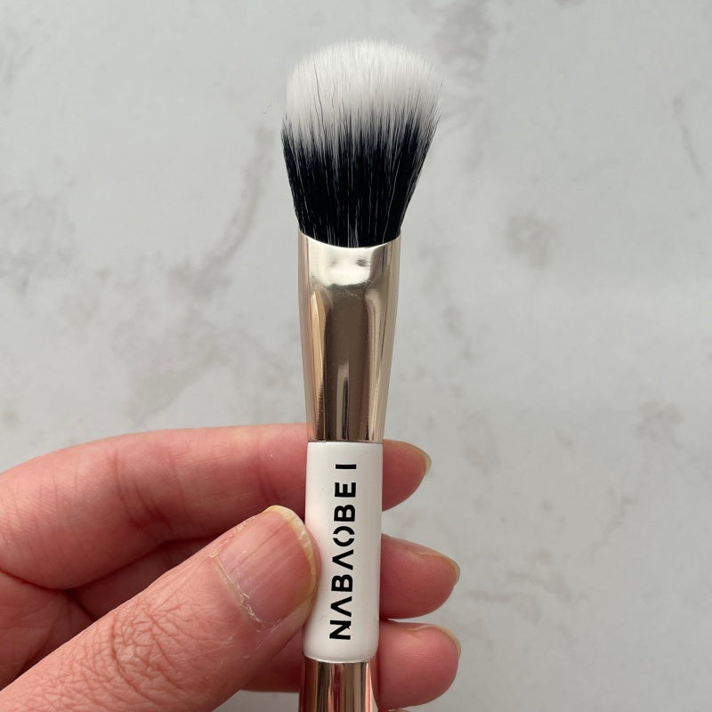 Double-Ended Blush and Contour Makeup Brush - Soft Fiber Bristles