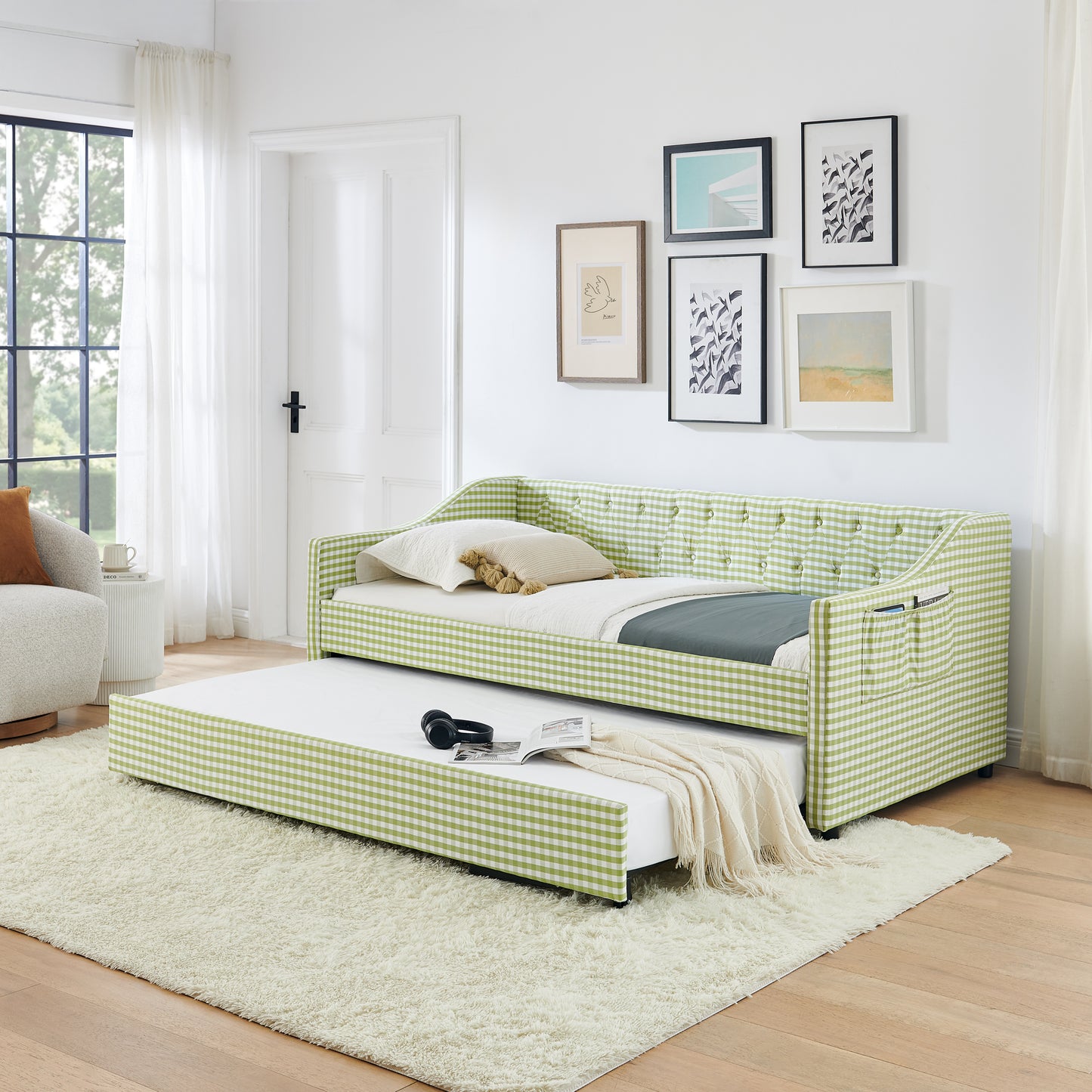 Twin Size Upholstered Daybed with Pull-Out Trundle & Storage - Green