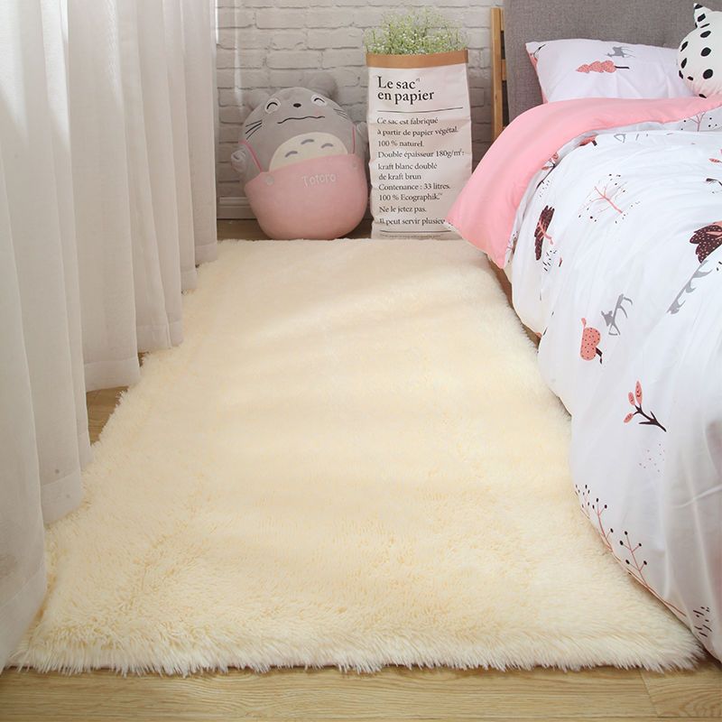 Nordic Style Silk Wool Carpet for Bedroom and Living Room - Soft, Plush, 120x160cm