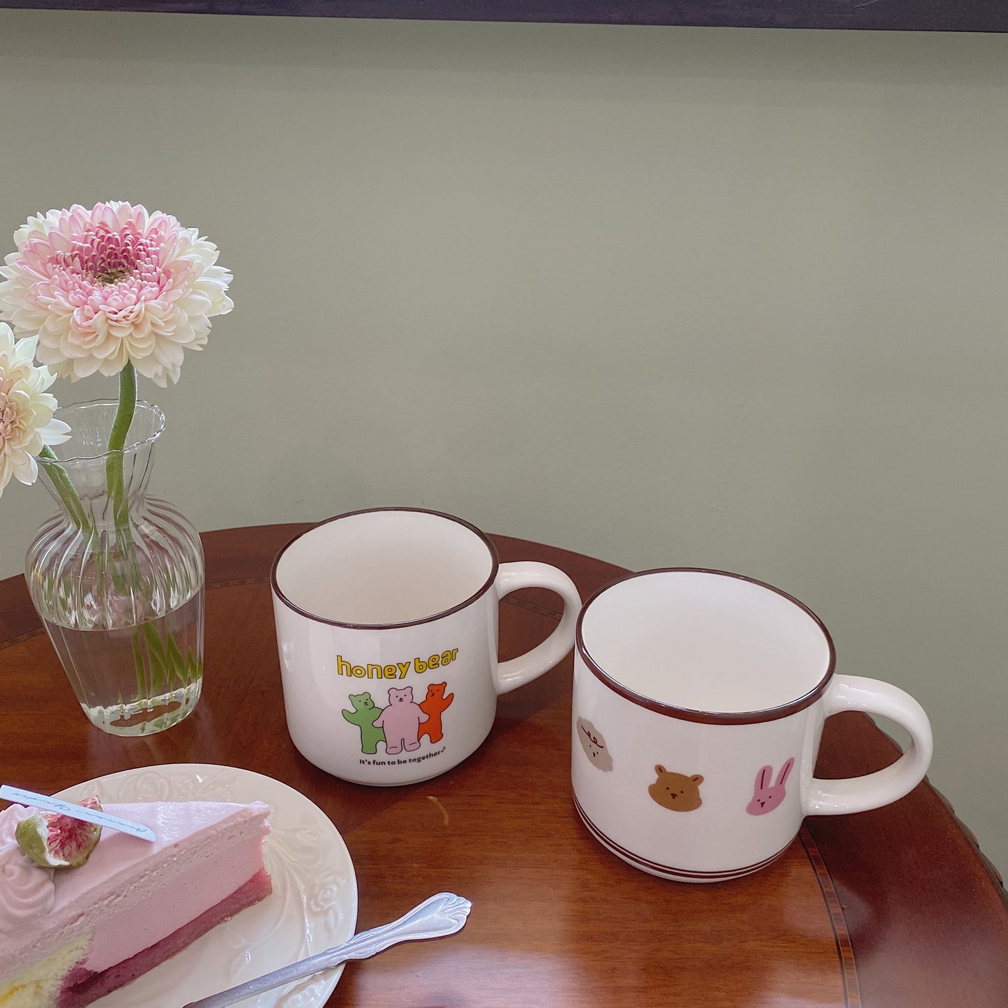 Large Capacity Ceramic Coffee Mug - Bear and Rabbit Cartoon Design